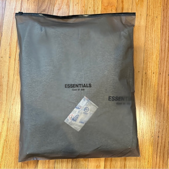 Essentials fear of god hoodie dark oatmeal size XS-XL - Picture 10 of 11